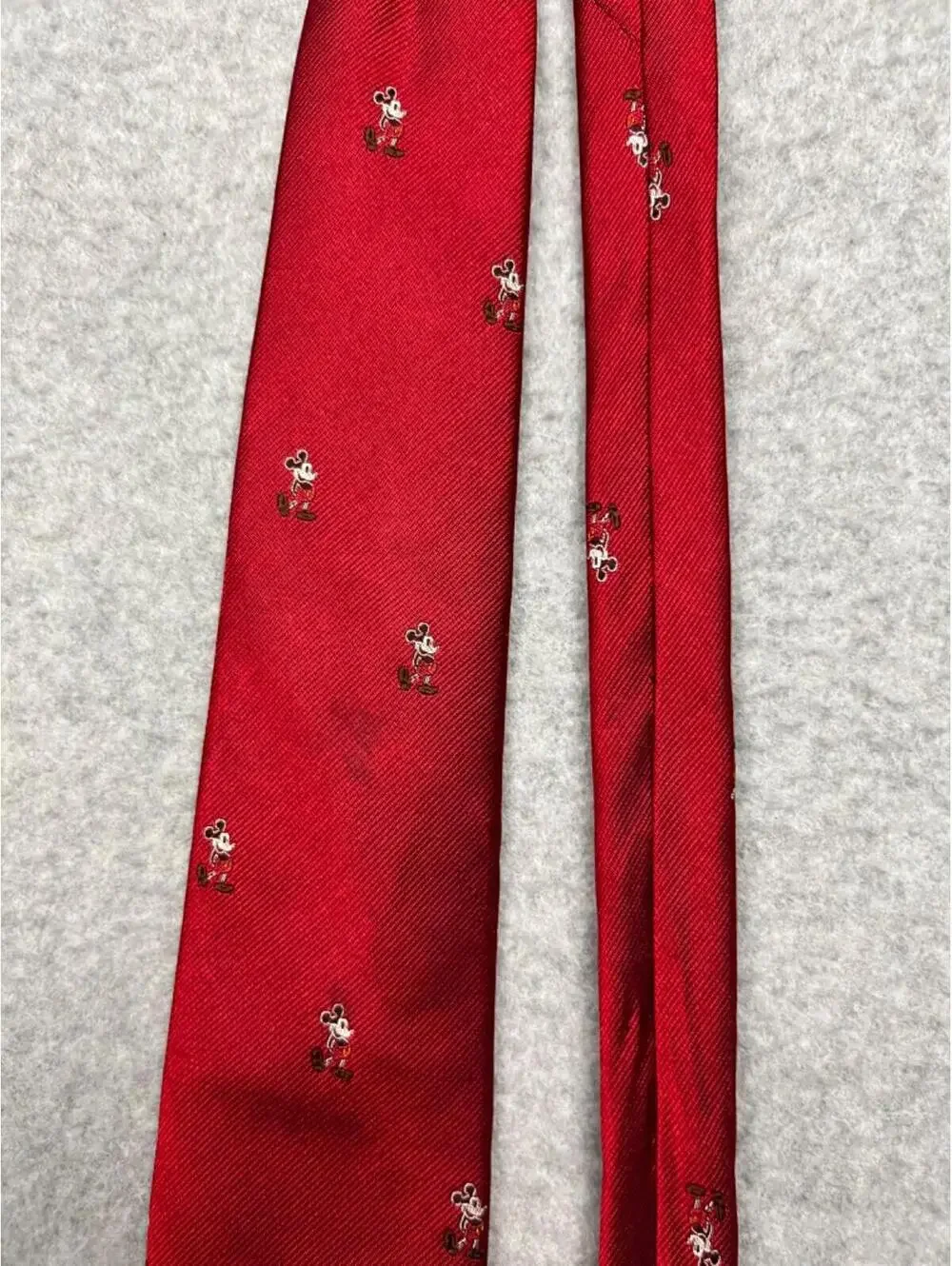 Vintage J.G Hook Red Classic Mickey Mouse Disney Mens Silk Blend Neck Tie